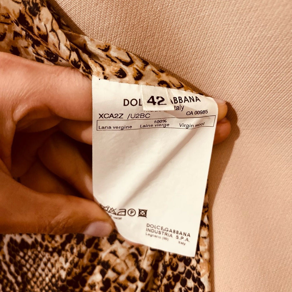 Dolce and Gabbana coat - 42 - Picture 6 of 8